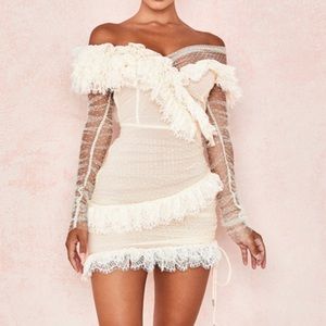 BRAND NEW WITH TAGS IVORY LACE FRILL MINI DRESS